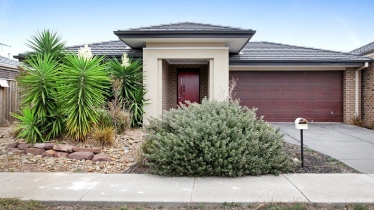 A Sydney investor bought this four-bedroom house at 25 Barleygrass Crescent in Brookfield for $336,000.